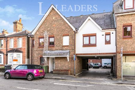 1 bedroom apartment to rent Artillery Court, Artillery Road, Guildford, GU1 - Photo 4