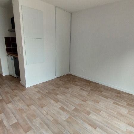 Location Appartement 1 pièce 22m² JOUE LES TOURS 37300 - Photo 1