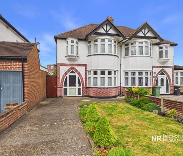 3 bedroom semi-detached house to rent - Photo 6
