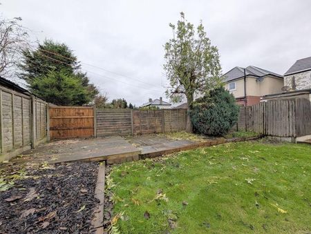 3 bedroom semi-detached house to rent - Photo 5