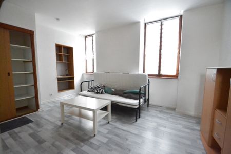 Location Appartement 1 pièce 23m² GANNAT 03800 - Photo 2