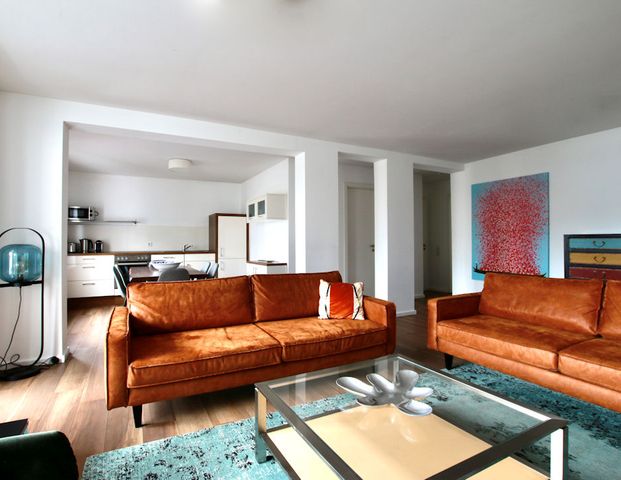 Charmante Wohnung mit Balkon im modernen Mediapark - Photo 1