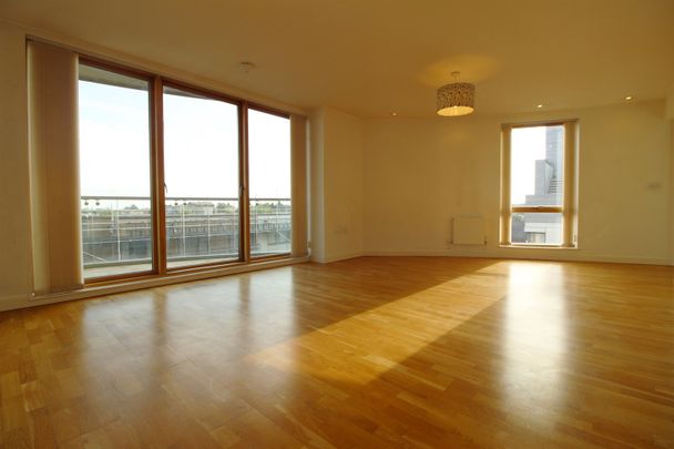 Hayward, Chatham Place, Reading, RG1 7AZ - Photo 1