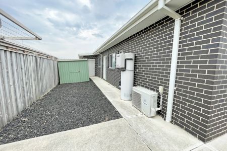 Sought after Chesterfield Estate - Photo 3