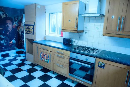 Room in a Shared Flat, Argyle Road, N17 - Photo 5