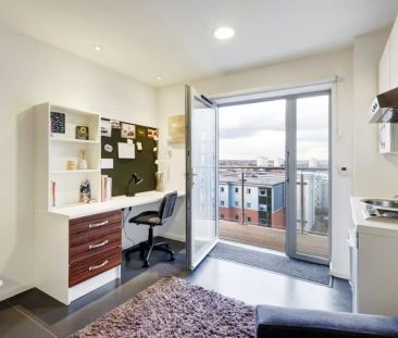 Silver Studio - Photo 1