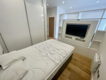 Studio to rent - Photo 3