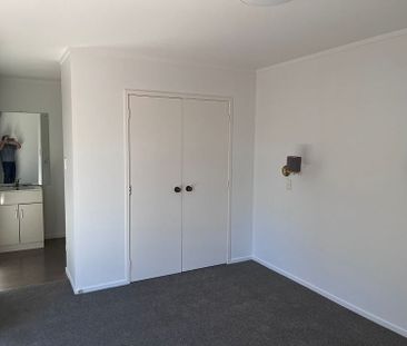 Stunning 4BR Home in Half Moon Bay! - Photo 5