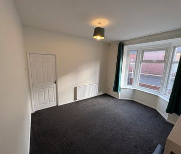 Cooke Street, Doncaster, Bentley - Photo 2