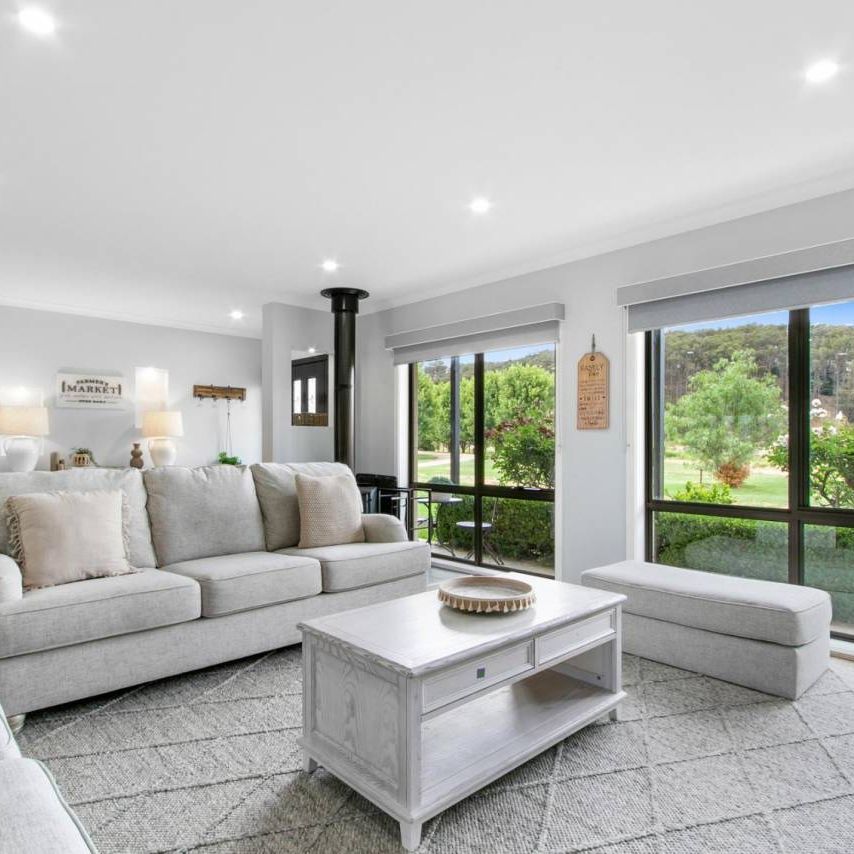 Rare rental opportunity - Photo 1