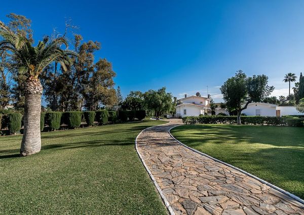 5 bedroom luxury Villa for rent in San Pedro de Alcántara, Spain