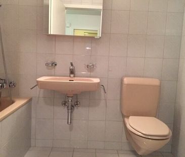 Beautiful 2.5-room apartment with garden seating area! - Photo 6