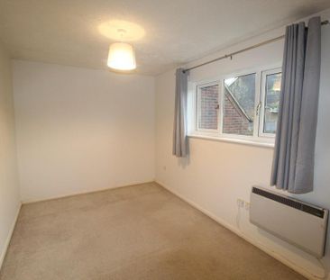 2 bedroom terraced house to rent - Photo 6