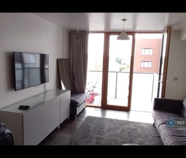 2 bedroom flat to rent - Photo 5