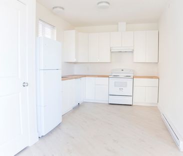 #Above ground suite 36499 Epworth Court - Photo 2
