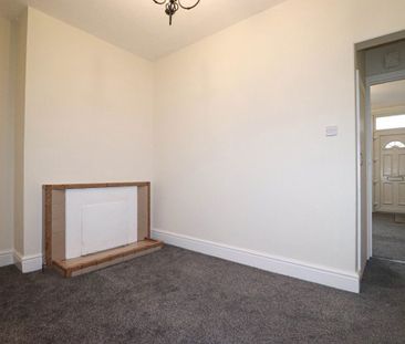 Terraced House in Trafalgar Street, Denton Holme - Photo 2