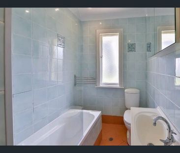 Beautiful home in a great location - Photo 4