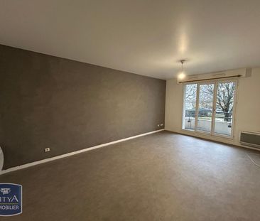 Location Appartement 2 pièces 60m² NOISY LE GRAND 93160 - Photo 1