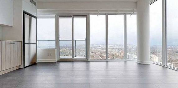 Yonge / Eglinton Stunning +Spacious 2Bdrm Corner 2Washrooms 2Balconi - Photo 2