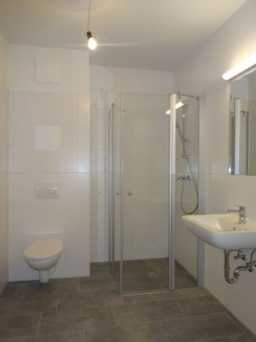 PROVISIONSFREI! Sehr hochwertige 2-Zimmer-Wohnung mit Loggia in sehr attraktiver Innenstadtlage - Photo 4