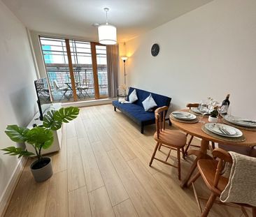 1 Bed Flat, Dyche Street, M4 - Photo 3