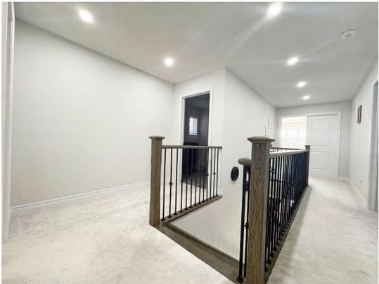 For Lease - 16 Sam Battaglia Crescent, Georgina, Ontario - Photo 1