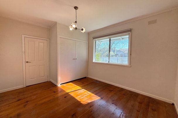 1/4 Campbell Street, Kew - Photo 1