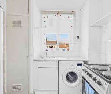 1 bedroom apartment to rent - Photo 2