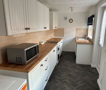 Wake Street, North Ormesby - Photo 2