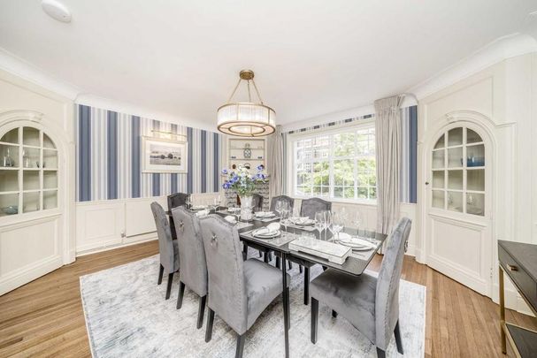 4 bedroom flat to rent - Photo 1