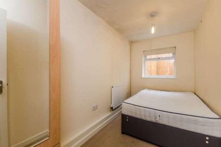 Portree Street, Poplar, E14 - Photo 2