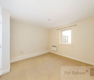 Knightsbridge Court, Newcastle upon Tyne - Photo 5