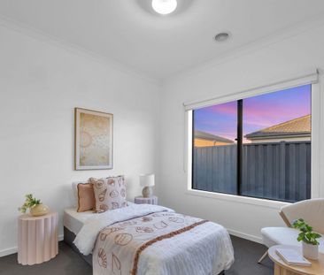 Beautiful Home in a Great Location! - Photo 4