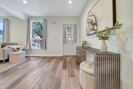 For Lease - 228 Mary Street Unit# Main, Hamilton, Ontario - Photo 4