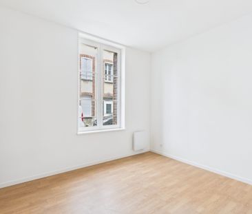 Bel appartement rénové à deux pas de la mairie - Photo 3