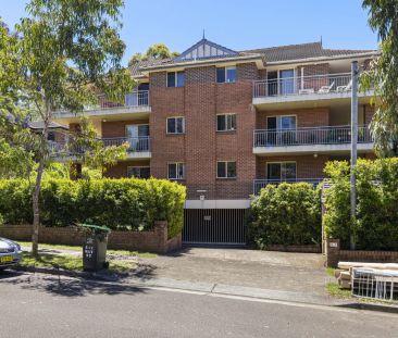 Modern Apartment with Expansive Wrap-Around Balcony – Prime Hornsby... - Photo 3