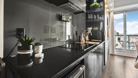 For Lease - 70 Temperance Street Unit# 3814, Toronto, Ontario - Photo 3