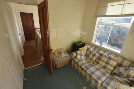 5 bedroom terraced house to rent - Photo 3