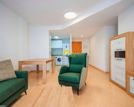 BRAND NEW APARTMENT FOR RENT IN ALMORADÍ - ALICANTE PROVINCE - Photo 2