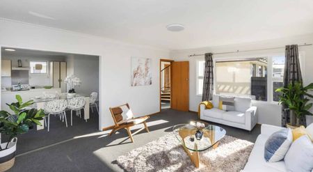 Tranquil Avondale - Photo 2