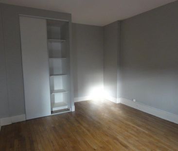 Location Appartement 2 pièces 55m² LE CREUSOT 71200 - Photo 5