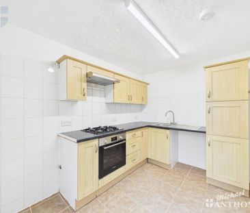 3 bedroom semi-detached house to rent - Photo 6