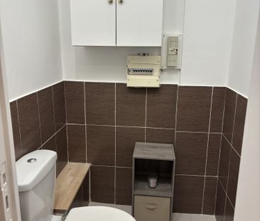 Location Appartement 3 pièces 50m² ANTIBES 06160 - Photo 6