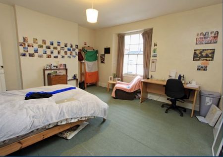 Student Properties to Let - Photo 2