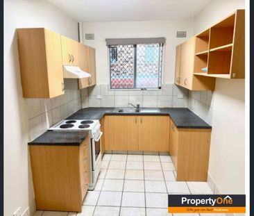 Freshly Painted 2-Bedroom Unit for Rent in the Heart of Lakemba – D... - Photo 2