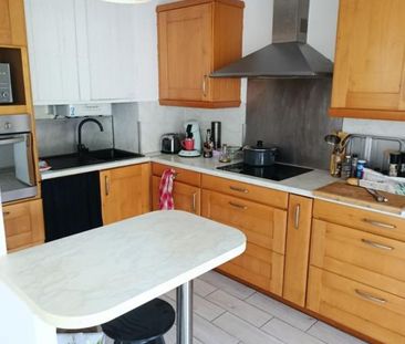 Location Appartement 4 pièces 80m² MAUGUIO 34130 - Photo 4