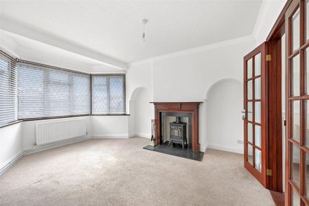 3 bedroom semi-detached house to rent - Photo 2