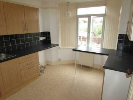 Flat to rent on - Photo 4