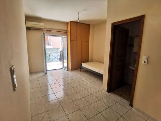 Studio/Γκαρσονιέρα για ενοικίαση Αγία Σοφία (Πάτρα) - Photo 1