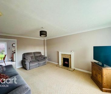 3 bedroom semi-detached house to rent - Photo 3